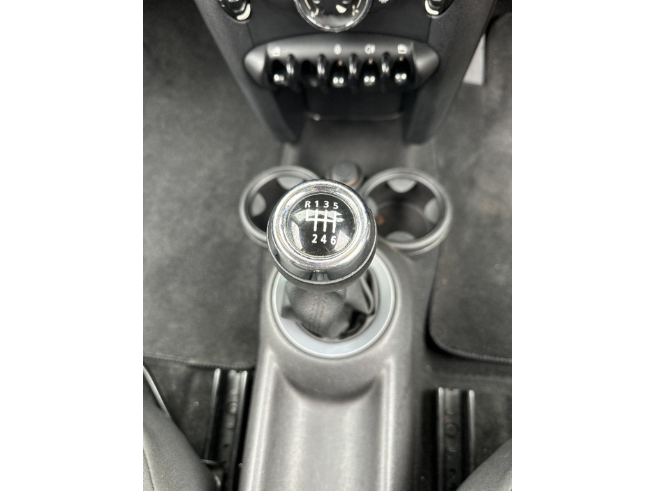 MINI Hatch 1.6 3DR FIRST — thumbnail 10