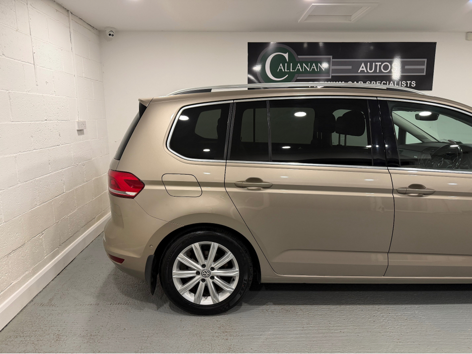 2017 Volkswagen Touran 1.6L Diesel For Sale Images
