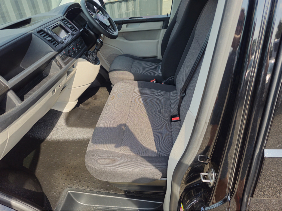 2020 Volkswagen Transporter 2L Diesel For Sale Images