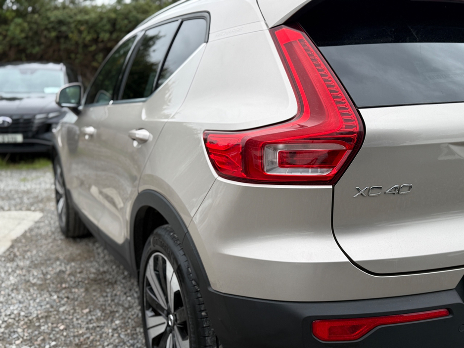 2022 Volvo XC40 1.5L Petrol Plug-in Hybrid For Sale Images