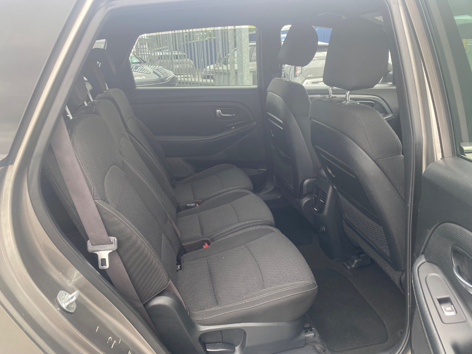 2019 Kia Carens 1.7L Diesel For Sale Images