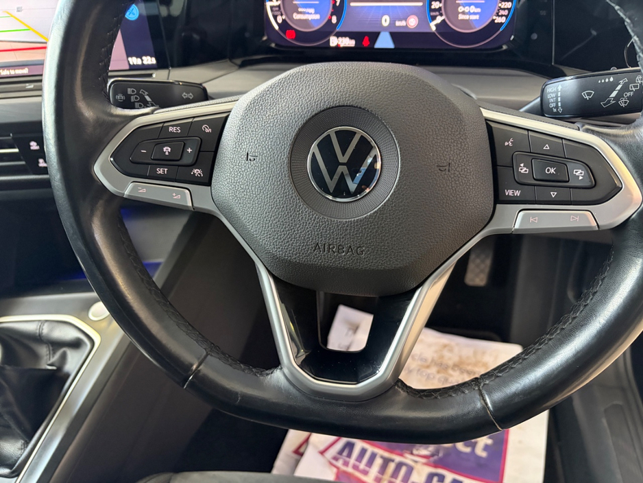 2020 Volkswagen Golf 1.5L Petrol For Sale Images