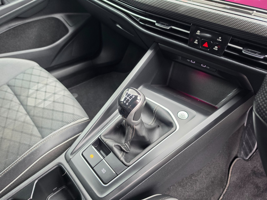2022 Volkswagen Golf 2L Diesel For Sale Images