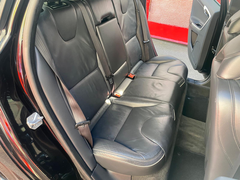 2016 Volvo XC60 2.4L Diesel For Sale Images