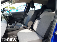 2024 Renault Clio 1.0L Petrol For Sale Images