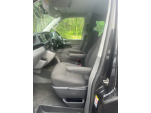 2022 Volkswagen Transporter 2L Diesel For Sale Images
