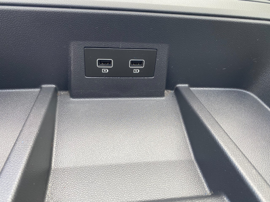 2022 Renault Trafic 2L Diesel For Sale Images