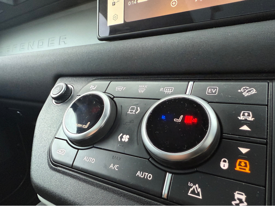 2023 Land Rover Defender 2L Petrol Plug-in Hybrid For Sale Images