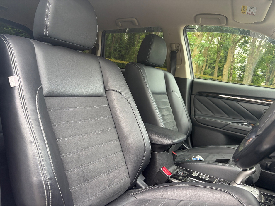 2018 Mitsubishi Outlander 2L Petrol Plug-in Hybrid For Sale Images