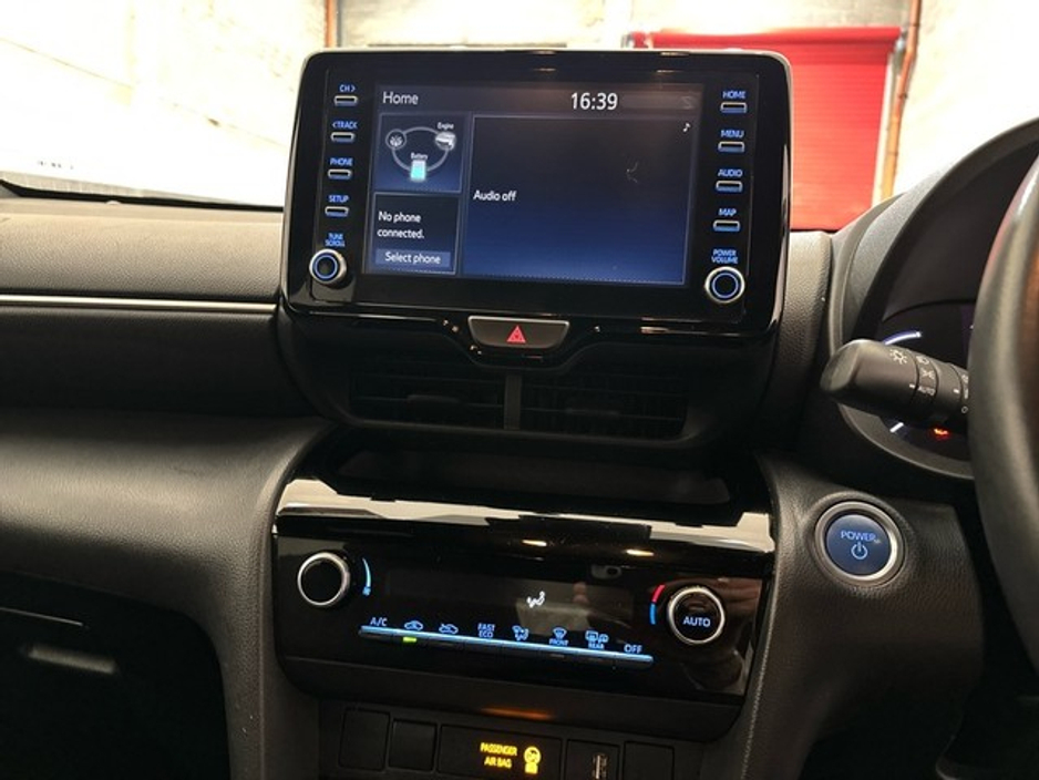 Toyota Yaris Cross LUNA SPORT — thumbnail 14