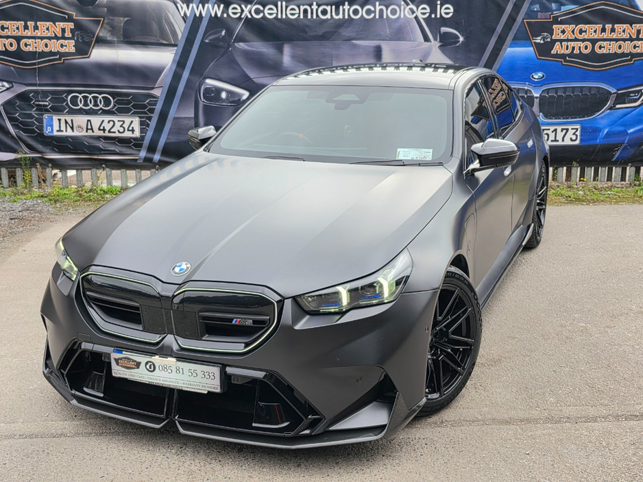 2025 BMW M5 4.5L Petrol Plug-in Hybrid For Sale Images