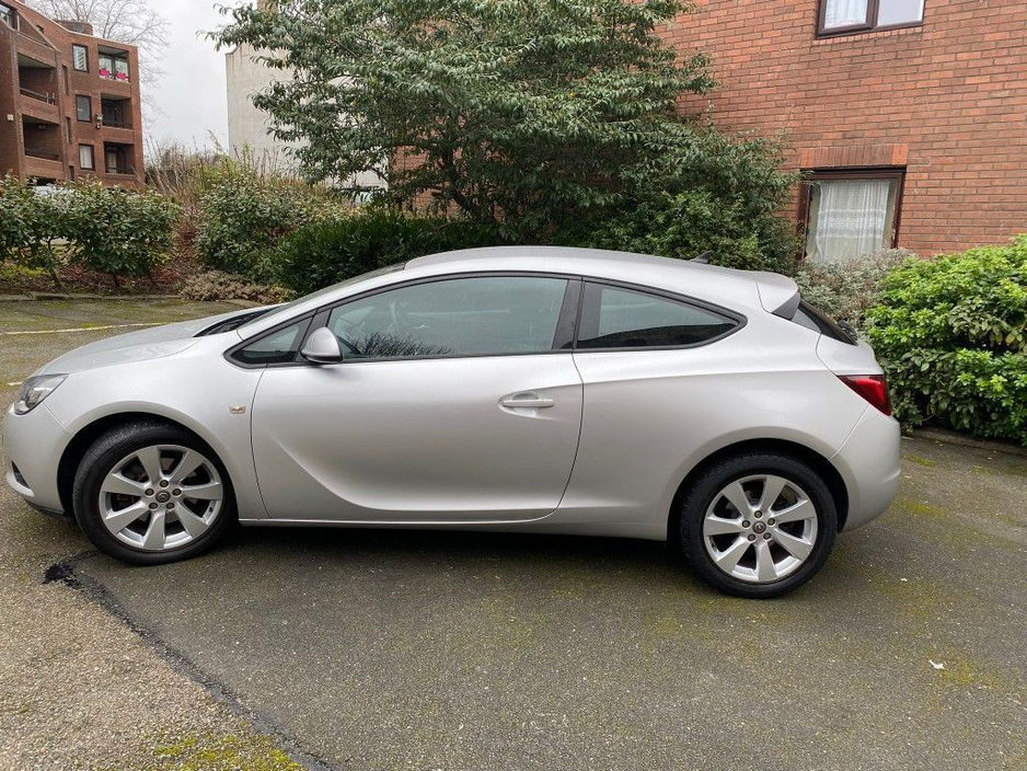 Opel Astra 1.4 Sport Hatchback Petrol Manual (120bhp) — thumbnail 2