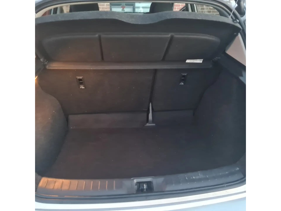 Nissan Pulsar 1.2 SV 4DR — thumbnail 5
