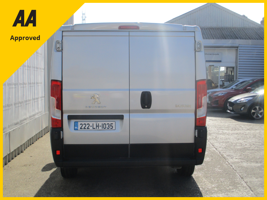 2022 Peugeot Boxer 2.2L Diesel For Sale Images