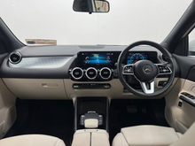 2022 Mercedes-Benz GLA Class 2L Diesel For Sale Images
