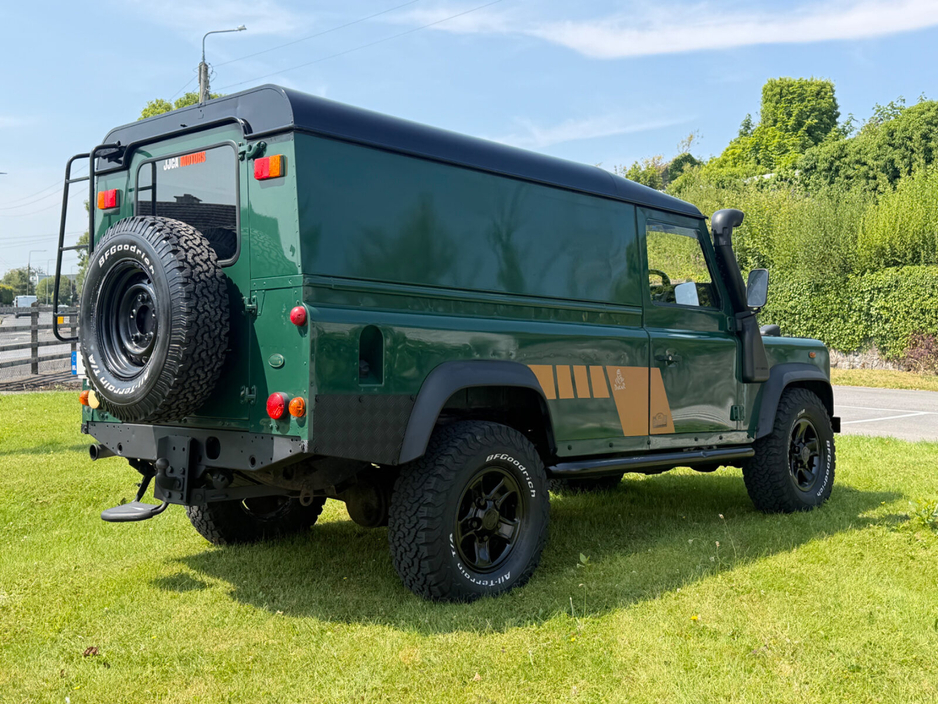 2006 Land Rover Defender 2.5L Diesel For Sale Images