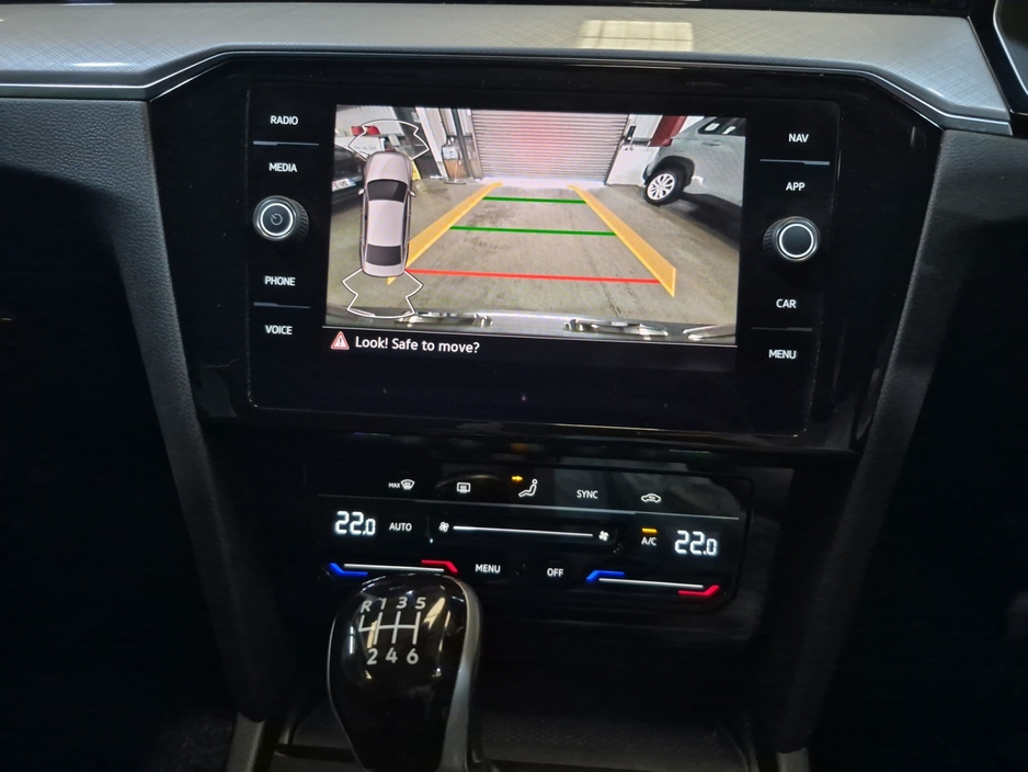 2022 Volkswagen Passat 2L Diesel For Sale Images