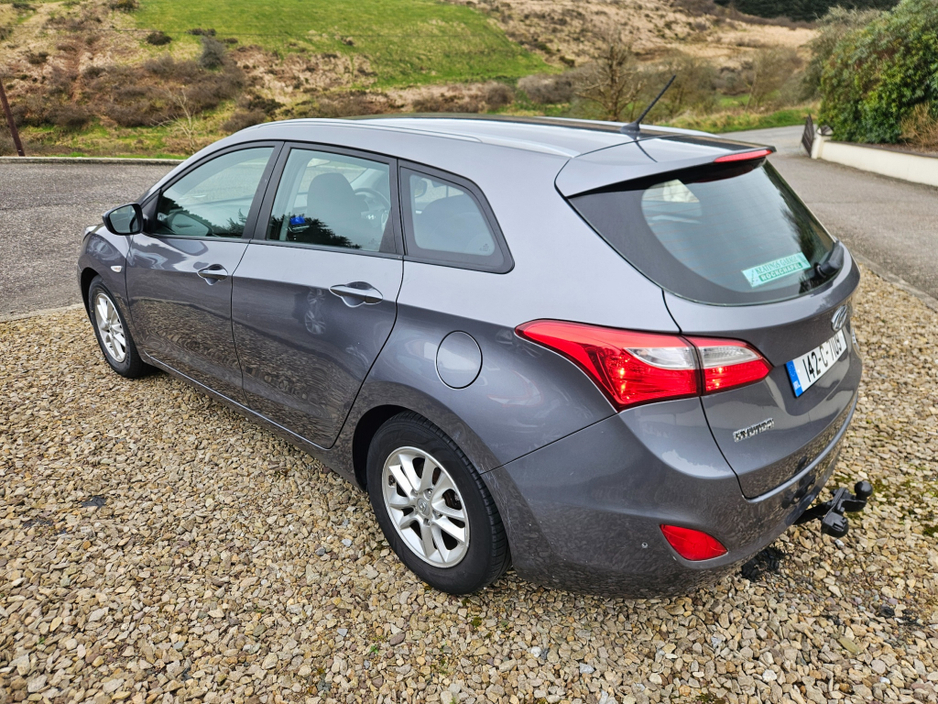 2014 Hyundai i30 1.6L Diesel For Sale Images
