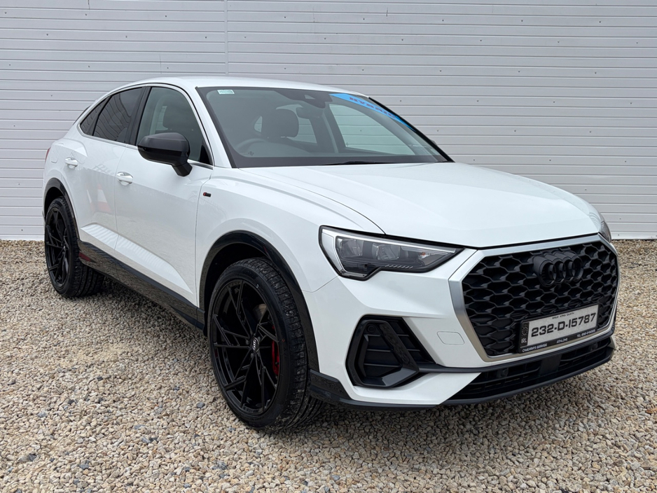 2023 Audi Q3 1.4L Petrol Plug-in Hybrid For Sale Images