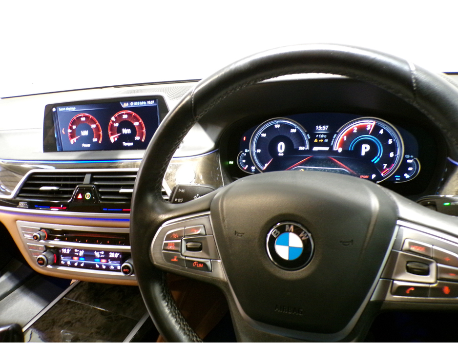 2017 BMW 7 Series 2L Petrol Plug-in Hybrid For Sale Images