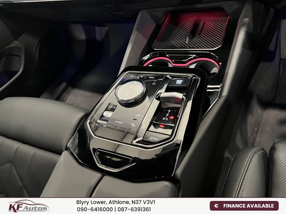 2025 BMW 5 Series 2L Petrol Plug-in Hybrid For Sale Images