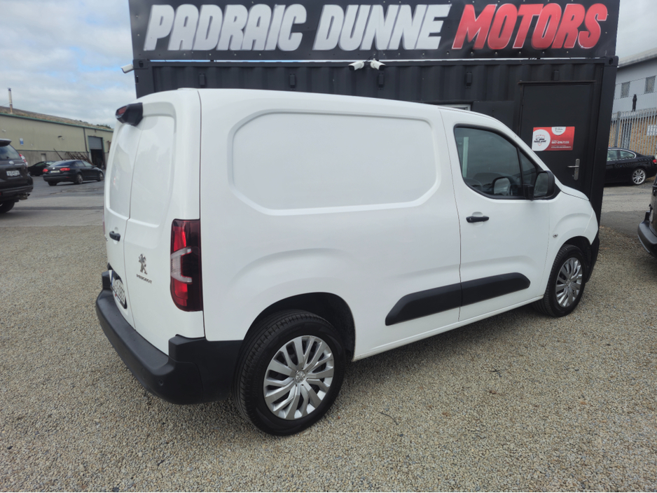 2021 Peugeot Partner 1.5L Diesel For Sale Images