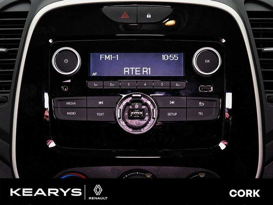 Renault Captur Play TCe 90 — thumbnail 21