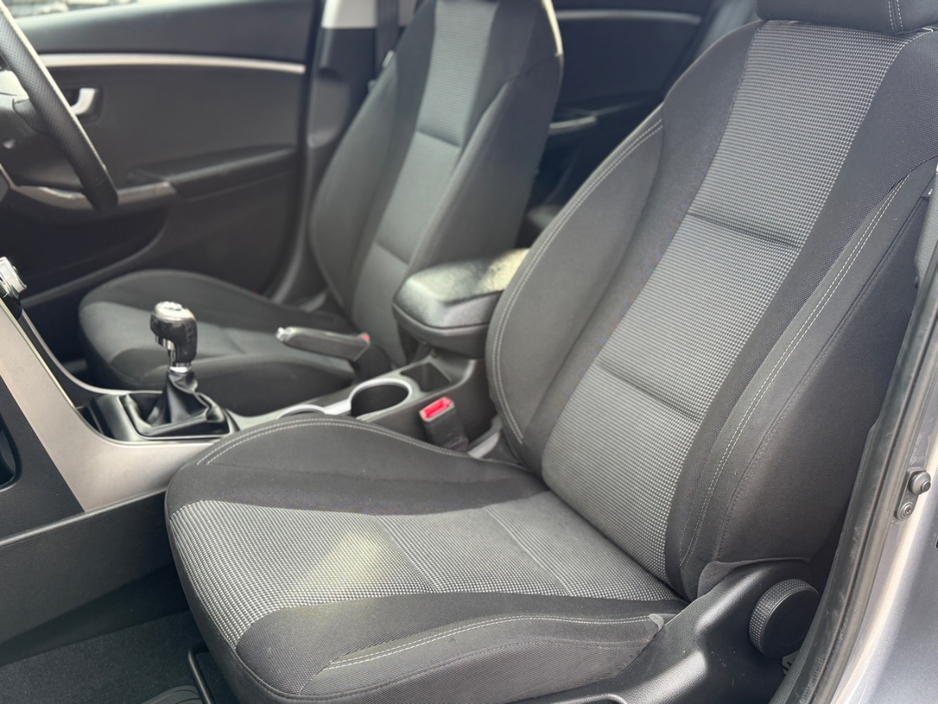 2015 Hyundai i30 1.4L Petrol For Sale Images