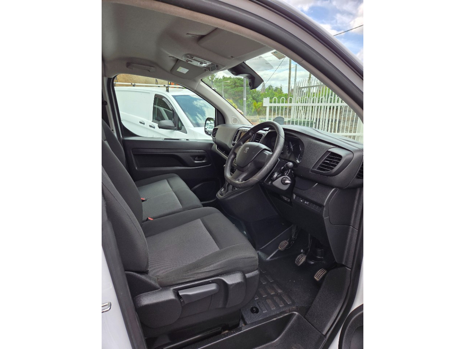 2023 Peugeot Expert 1.5L Diesel For Sale Images