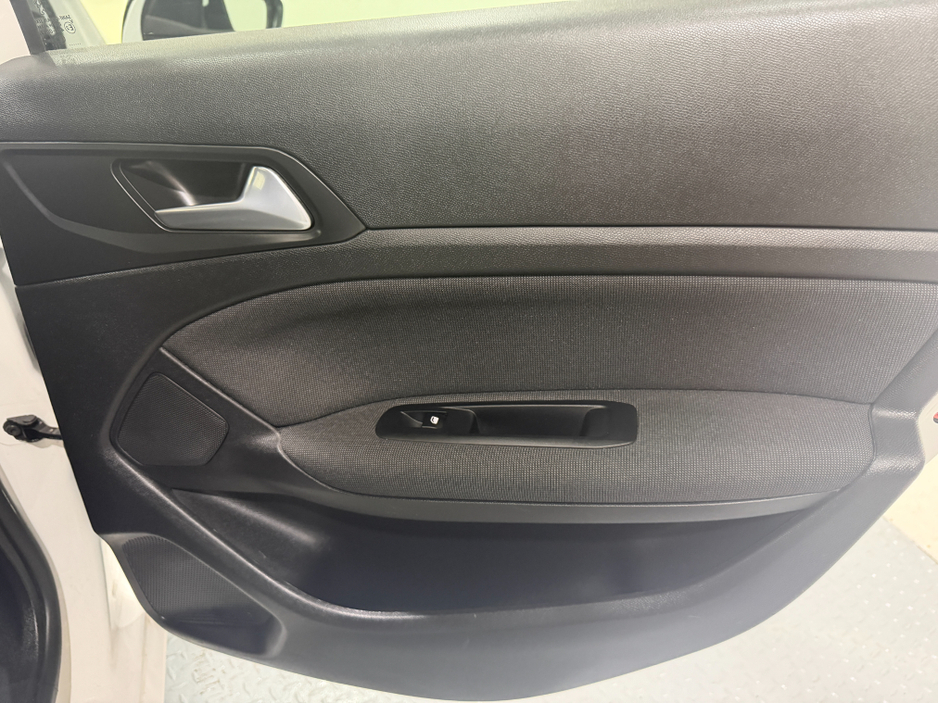 2021 Peugeot 308 1.5L Diesel For Sale Images