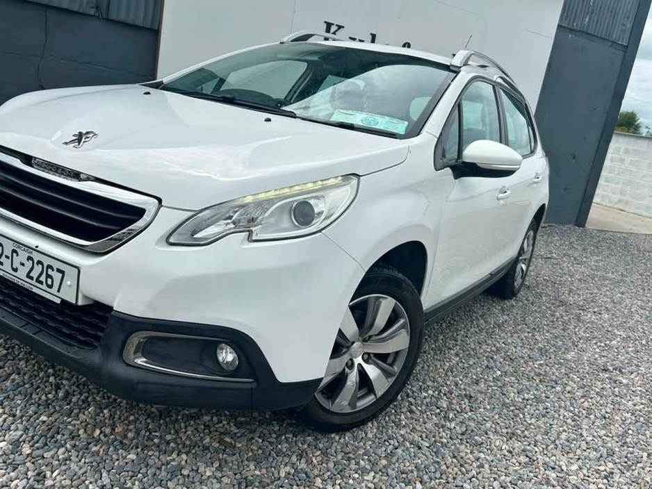 Peugeot 2008 ACTIVE 1.2 4DR — thumbnail 2