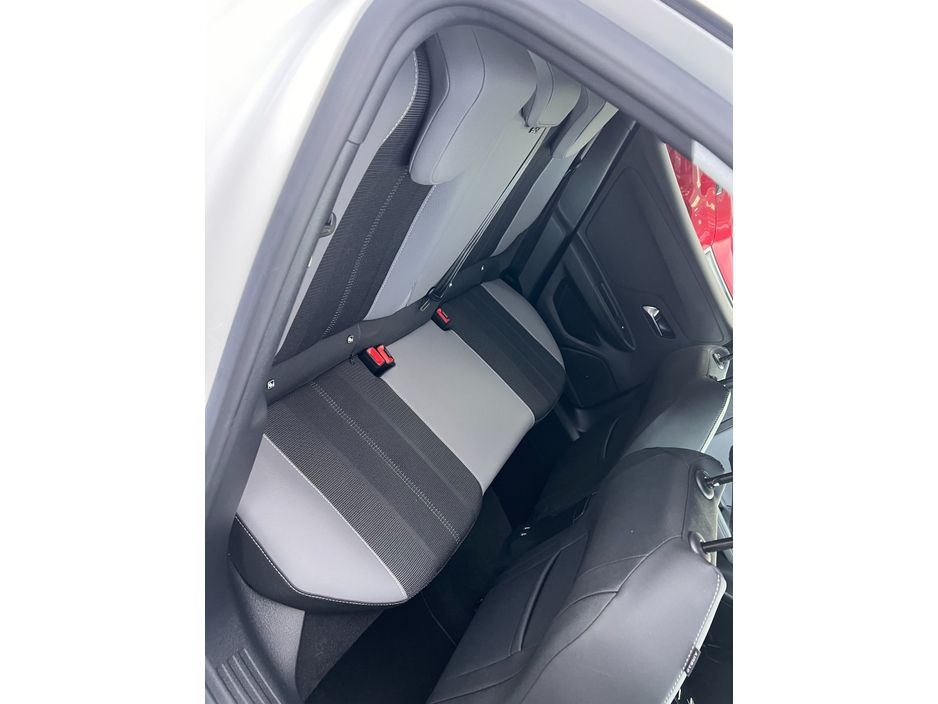 2025 Opel Mokka 0L Electric For Sale Images