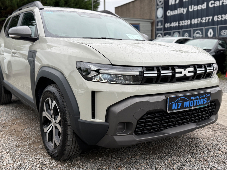 2025 Dacia Duster 1.6L Petrol Hybrid For Sale Images