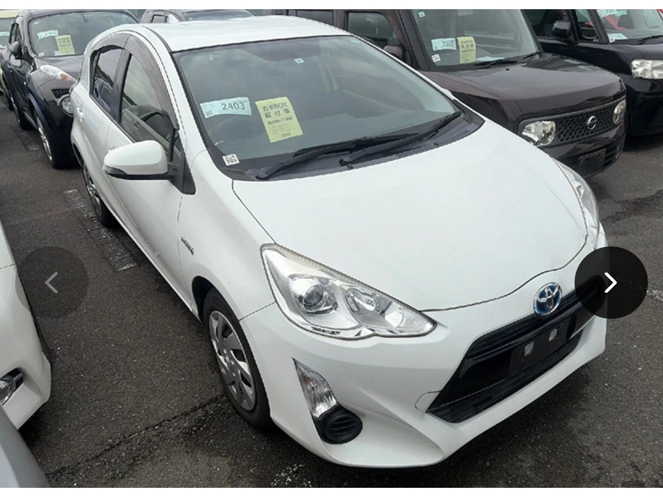 Toyota Aqua 1.5 Petrol Hybrid Automatic Low Km — thumbnail 2