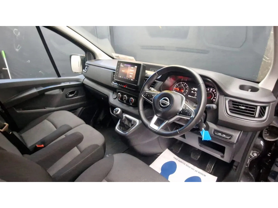 2024 Nissan Primastar 2L Diesel For Sale Images