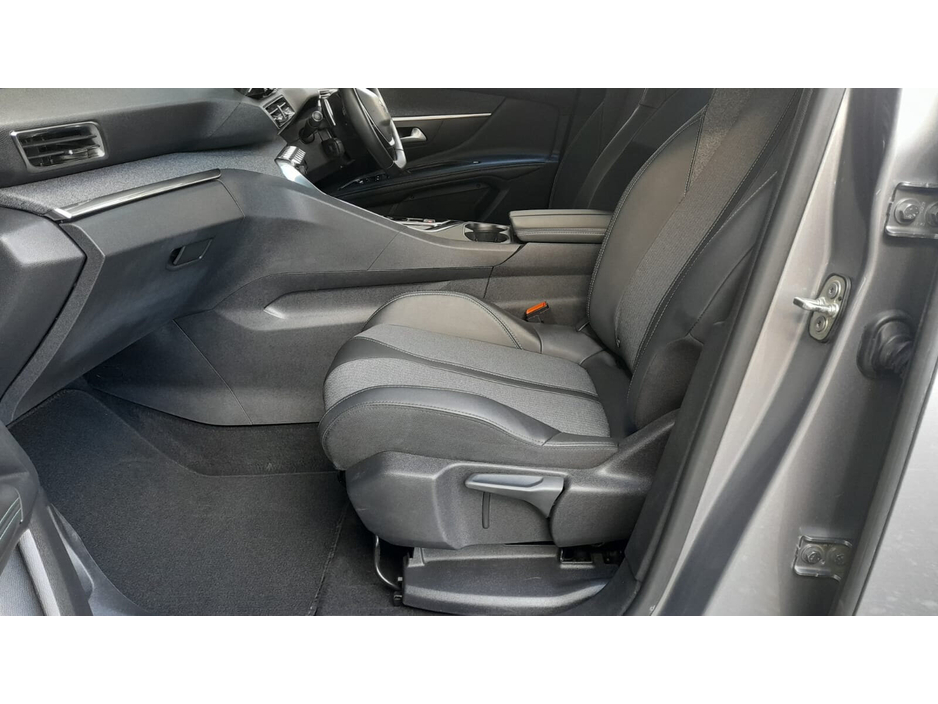 2023 Peugeot 3008 1.5L Diesel For Sale Images