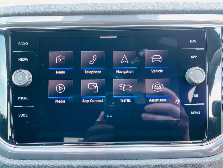 2021 Volkswagen T-Roc 2L Diesel For Sale Images