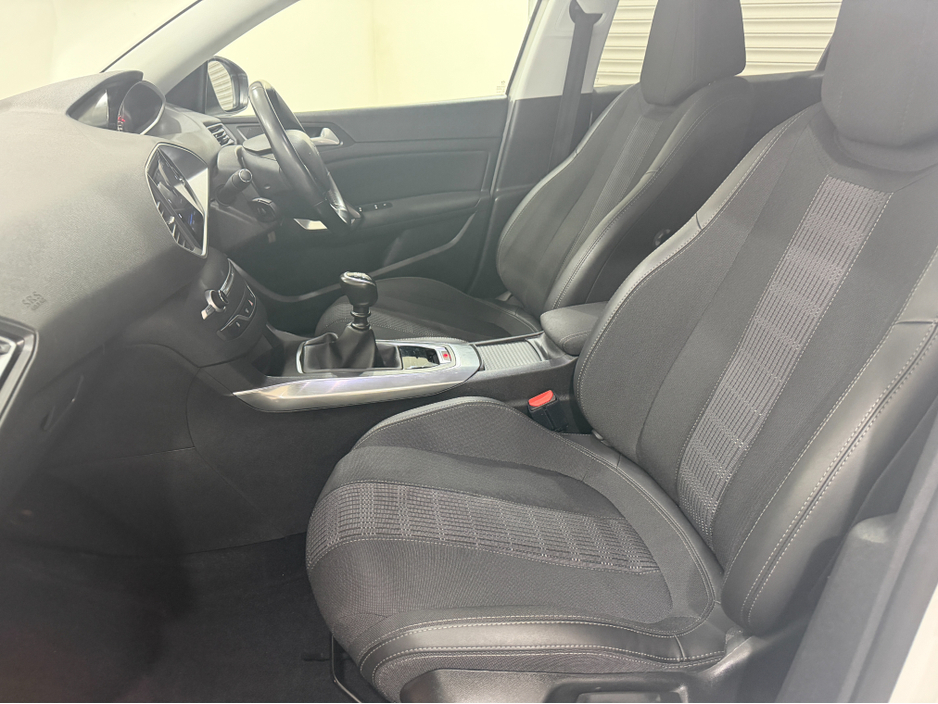 2021 Peugeot 308 1.5L Diesel For Sale Images