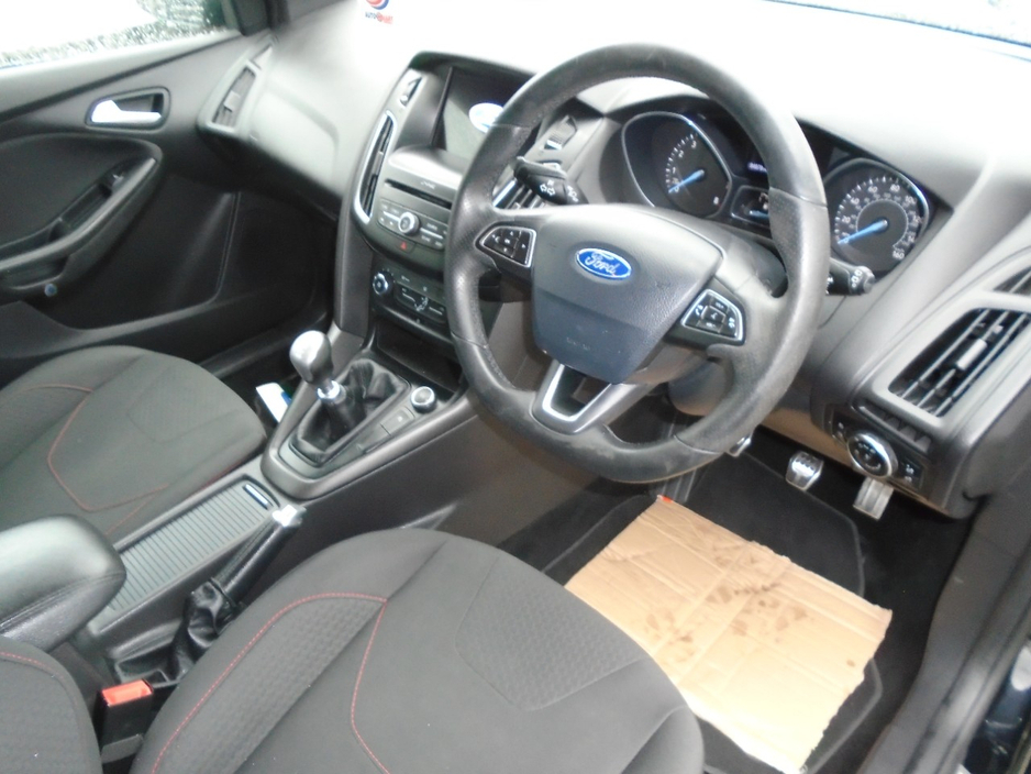 2017 Ford Focus 1L Petrol For Sale Images