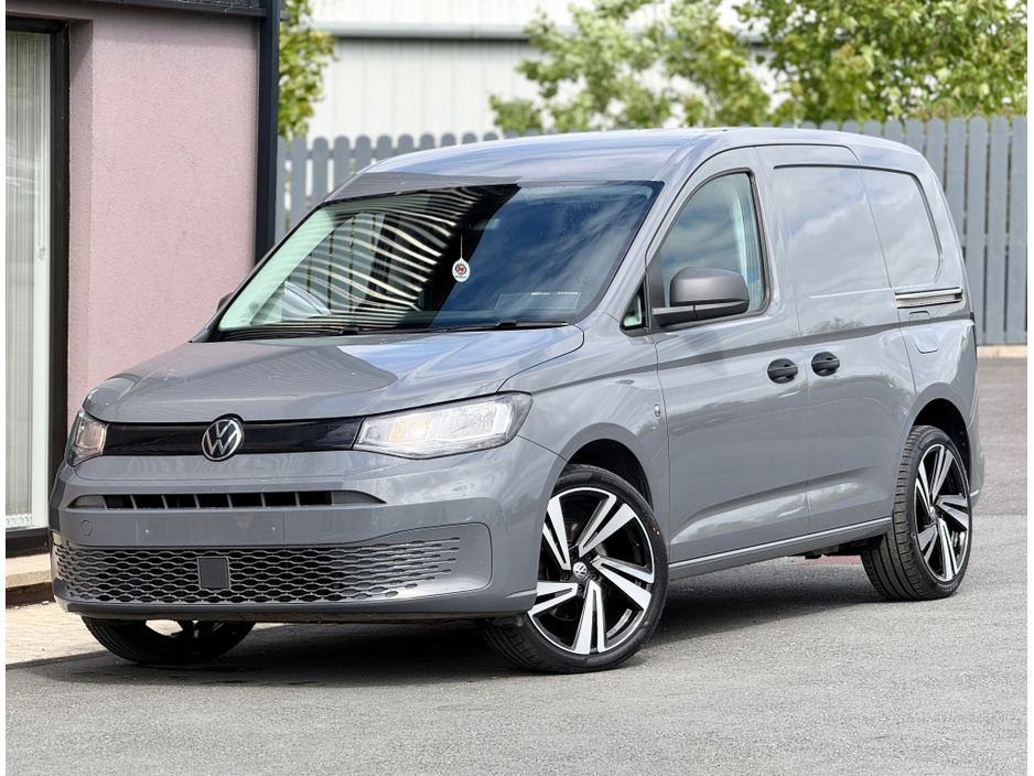 2022 Volkswagen Caddy 2L Diesel For Sale Images