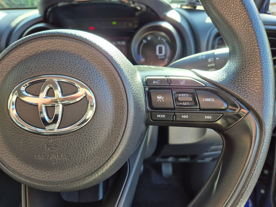 Toyota Yaris Cross 1.5 HYBRID / X SPEC / LOW MILEAGE / TAX €150 — thumbnail 20