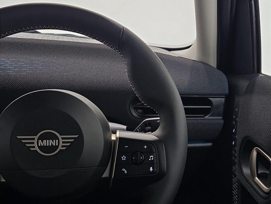 2025 MINI Hatch 1.5L Petrol For Sale Images