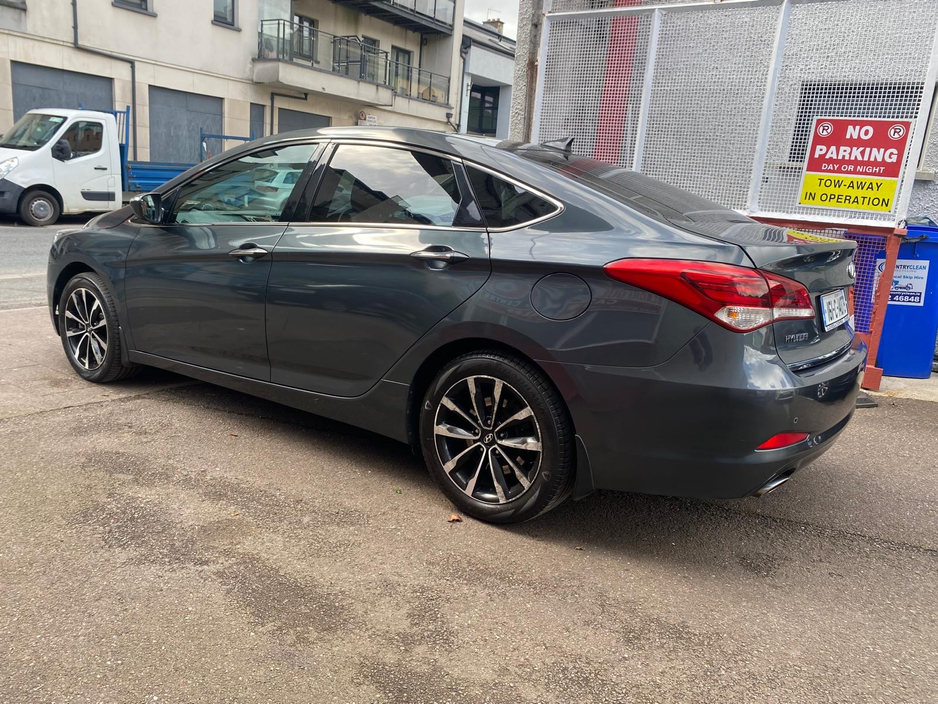 2016 Hyundai i40 1.7L Diesel For Sale Images