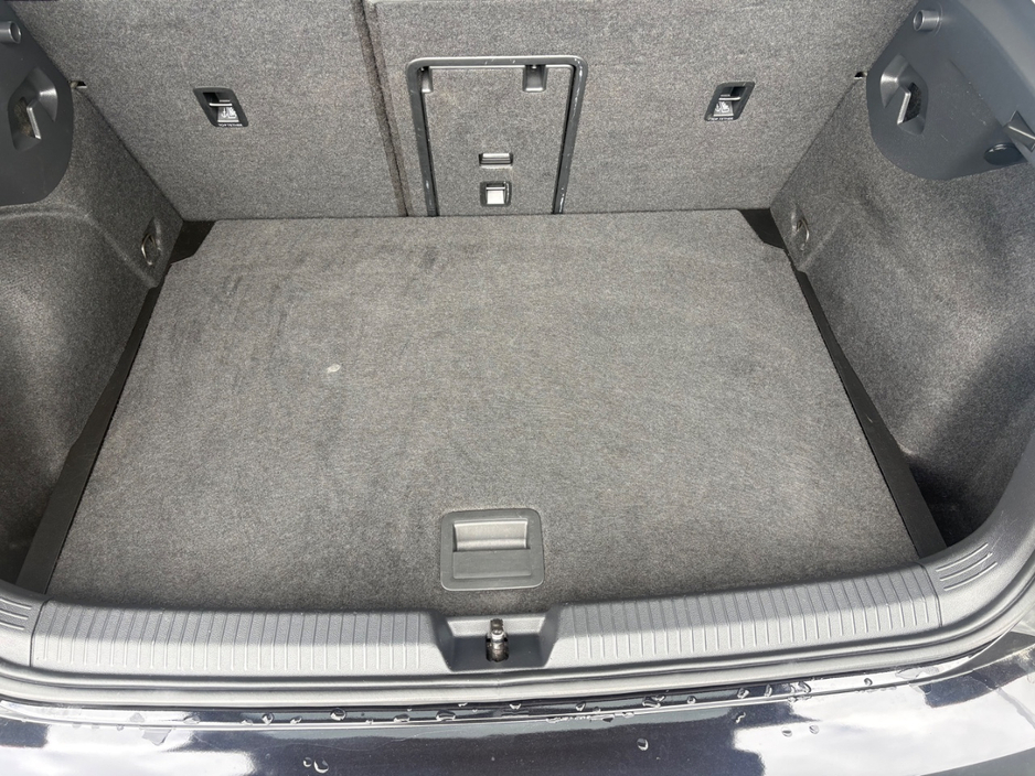 2021 Volkswagen Golf 2L Diesel For Sale Images