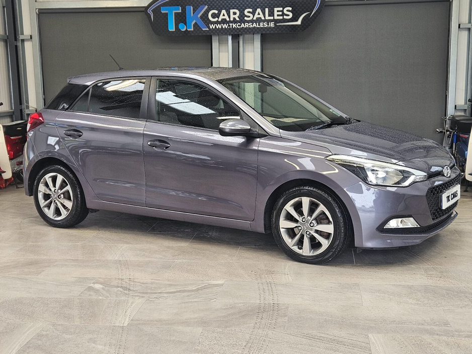 Used Hyundai i20 2016 in Galway