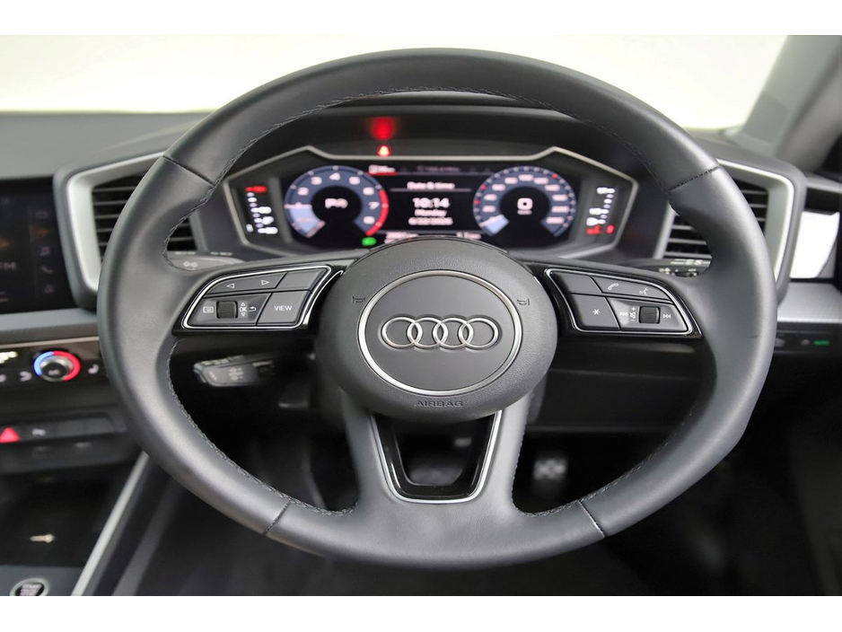 Audi A1 1.0 TFSI S-Tronic Sportback Only 1,857km Bi-Tone Roof — thumbnail 17