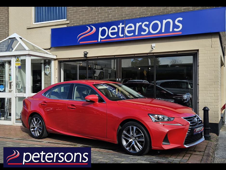 2017 Lexus IS 300 h