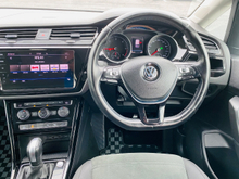 2021 Volkswagen Touran 2L Diesel For Sale Images
