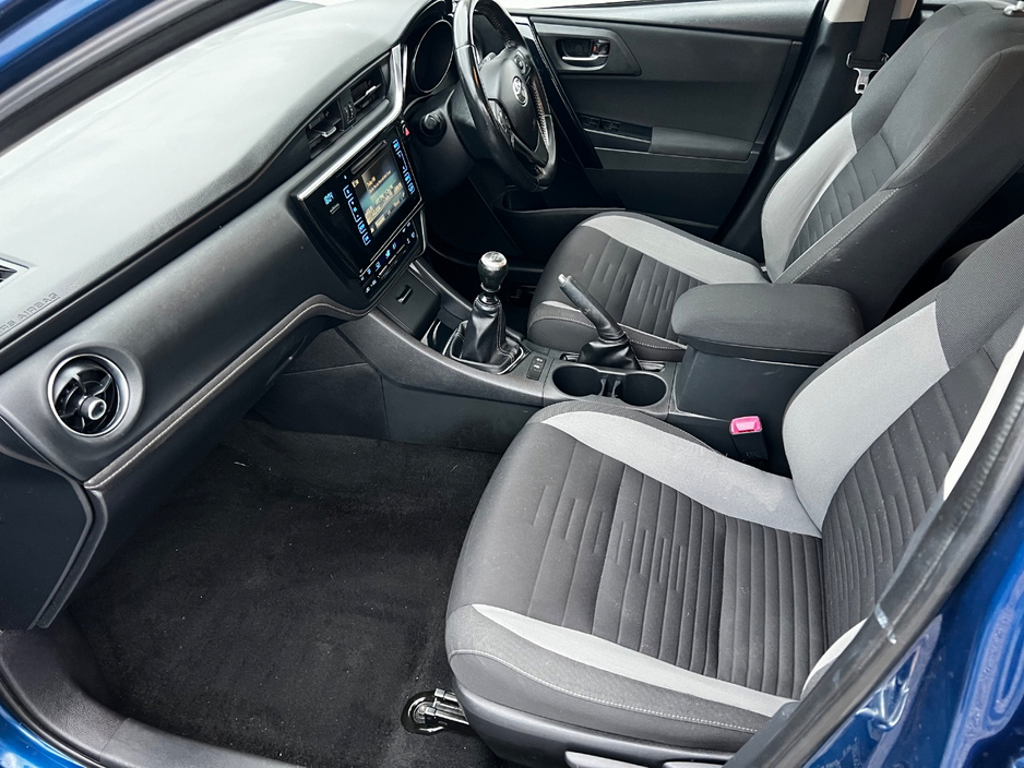 2016 Toyota Auris 1.4L Diesel For Sale Images