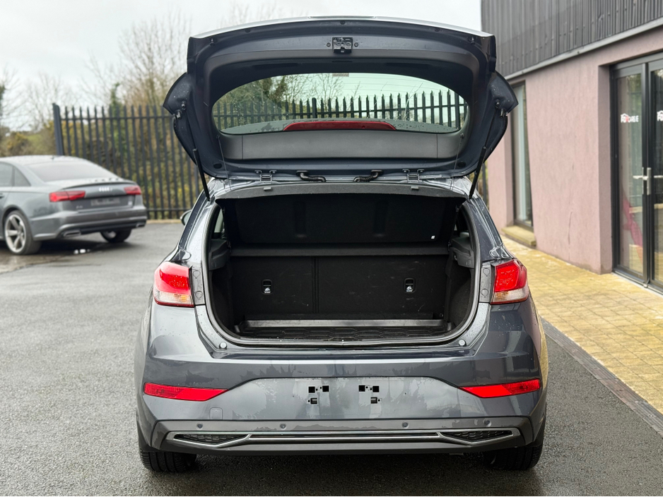 2022 Hyundai i30 1.6L Diesel For Sale Images